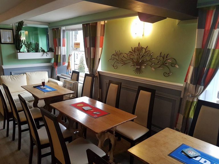 come down and enjoy the red lion swaffhams food